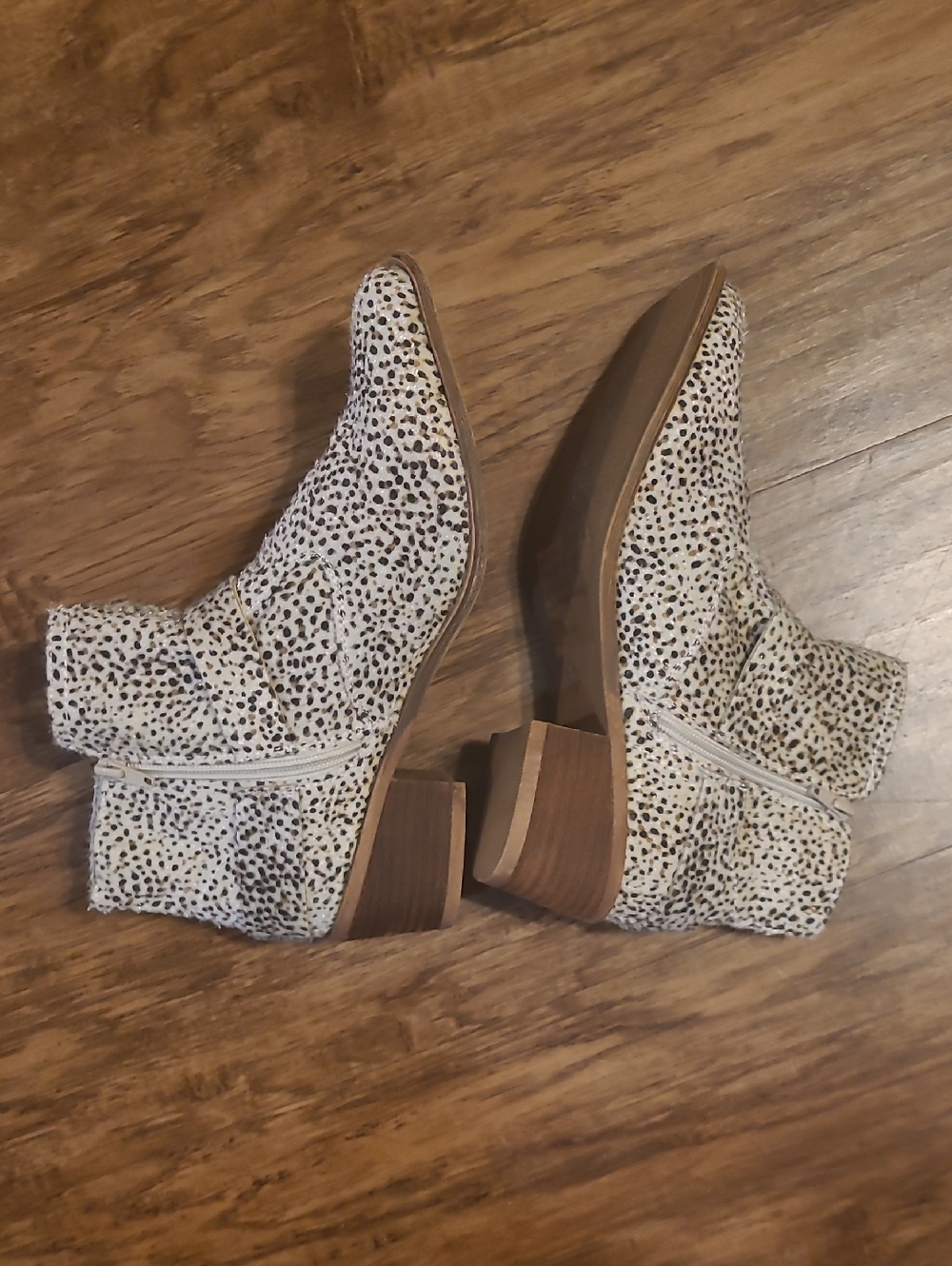 Very G booties NWOT - Picture 6 of 7
